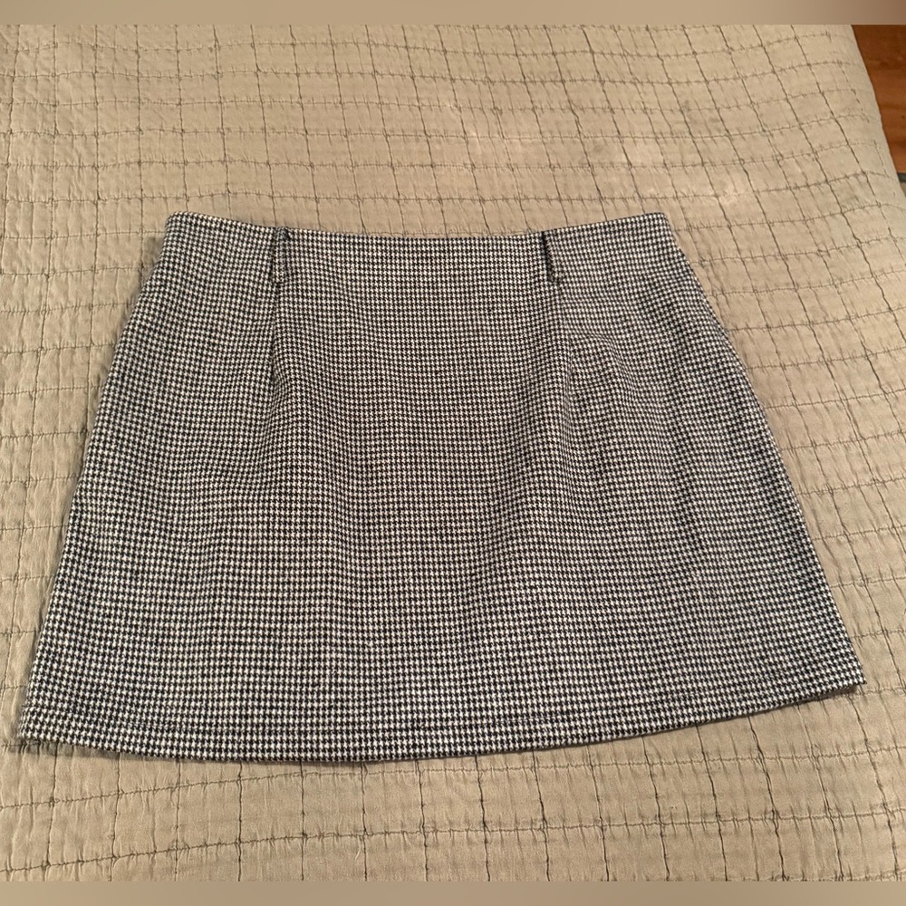 SHEIN houndstooth pattern mini skirt